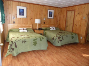 Seven Dwarfs Motel & Cabins Lake George